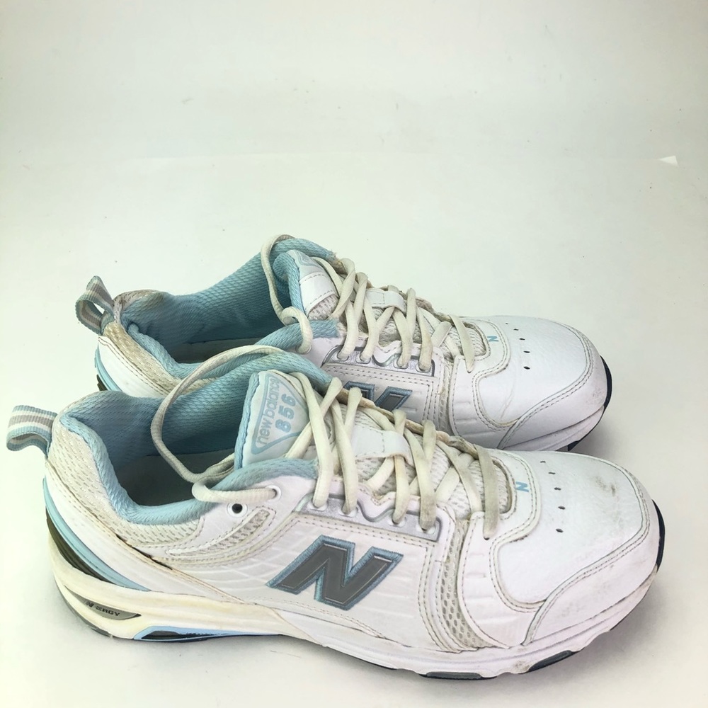 Womens Size 8 1/2 Extra Narrow New Balance Shoe